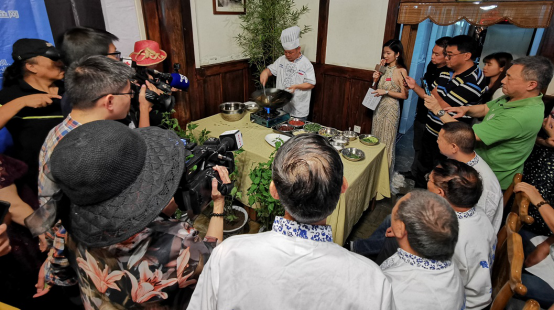 “藿香鲫鱼”跳龙门“申非遗” 让康养美食传扬