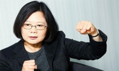 蔡英文落地美国就被包围,统独两派大