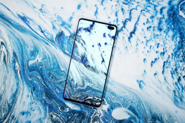 S10+烟波蓝成时尚穿搭利器