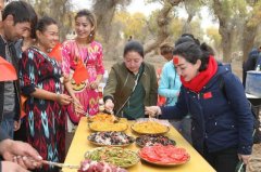 胡杨生态游再度引热新疆库车旅游