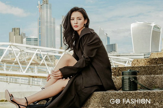 GoFashion携张予曦曝时尚大片 探秘伦敦时尚风格