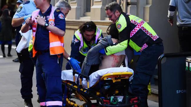 悉尼市中心发生持刀伤人事件，嫌疑人曾高喊“