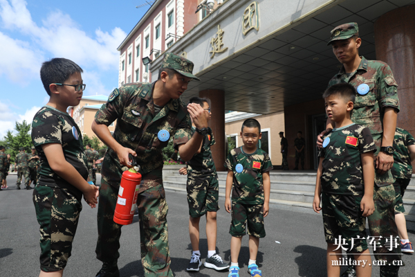 暑期成长计划：和导弹娃们一起踏上这趟“军营