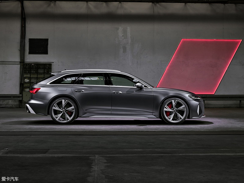 全新一代奥迪RS6 Avant