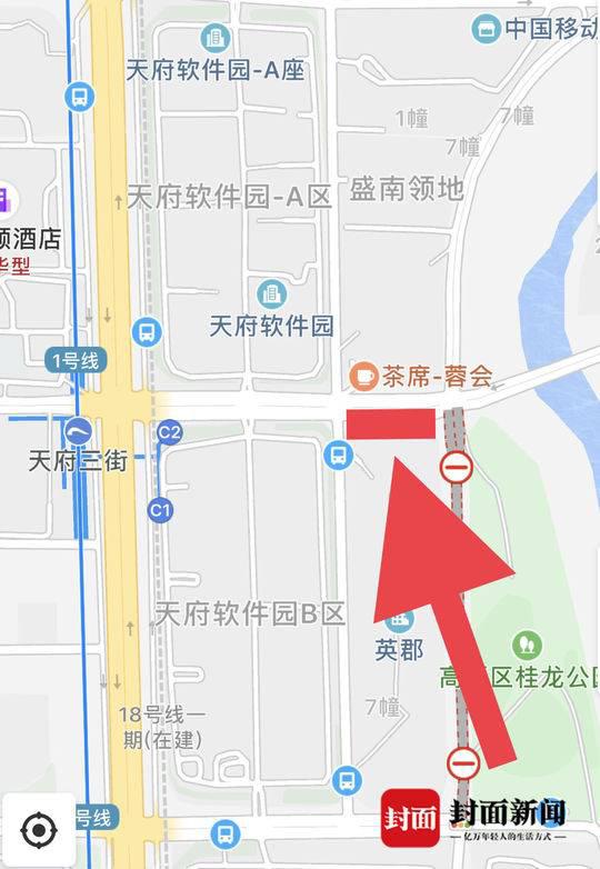 不吃饭就不让停车 路边公共停车位成了河鲜馆专用？