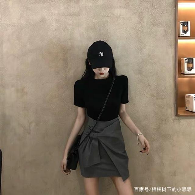 夏天不要穿超短裤了，现在流行穿“不规则裙”