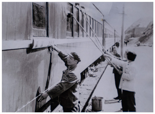 发现最美铁路·重走丝绸之路｜开往贺兰山深处的“慢火车”：票价低至1元 线路近半世纪未变
