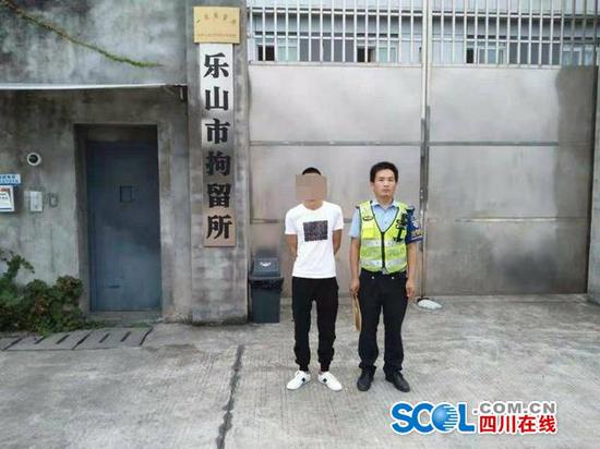 拘留5天罚款1000 成乐高速一男子无证驾驶被查