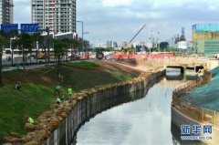 建設生態融合“前海水城”