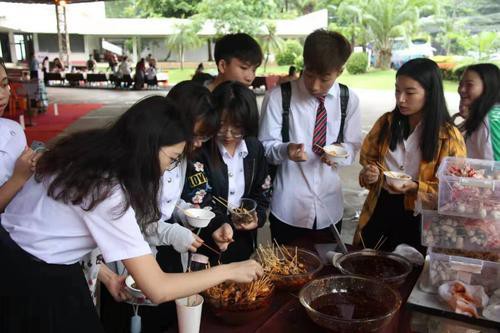 孔敬大学孔子学院第三届“中国厨房”美食文化节系列活动成功举办