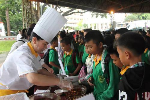 孔敬大学孔子学院第三届“中国厨房”美食文化节系列活动成功举办