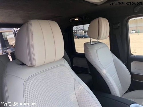 天津港2019款奔驰G500 凸显时尚气息