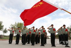 再见啦!我的军营,我的战友!