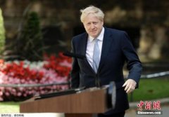 快讯!英国首相约翰逊弟弟辞去国务大臣