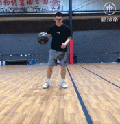 练好AI式crossover 让你球场帅到没边!