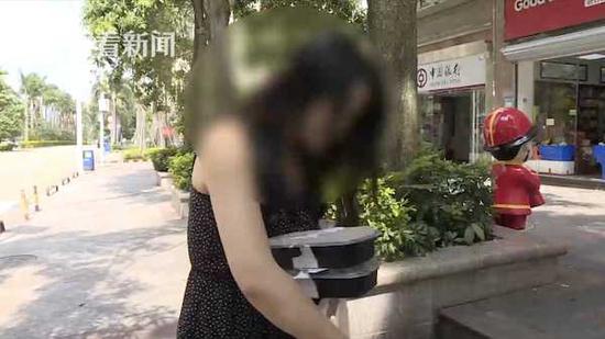 深圳女子叫外卖点了份沙拉 吃完后竟爬出一只活蜗牛