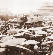 1956年国庆阅兵:新中国唯一一次雨中受