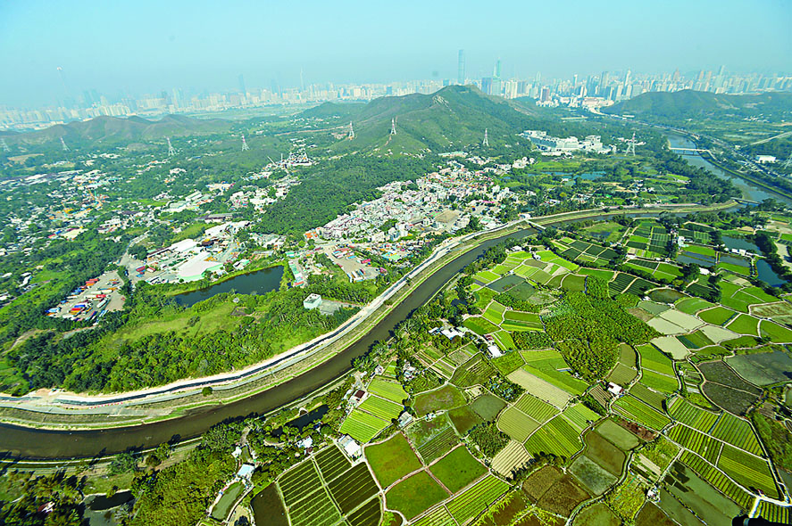 香港土地供不应求 四大发展商持约930万平方米农地