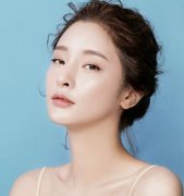 “仙女气质”的张静初,穿上西装后美