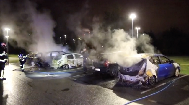 瑞典迈什塔地区发生爆炸 三处20辆汽车被烧毁