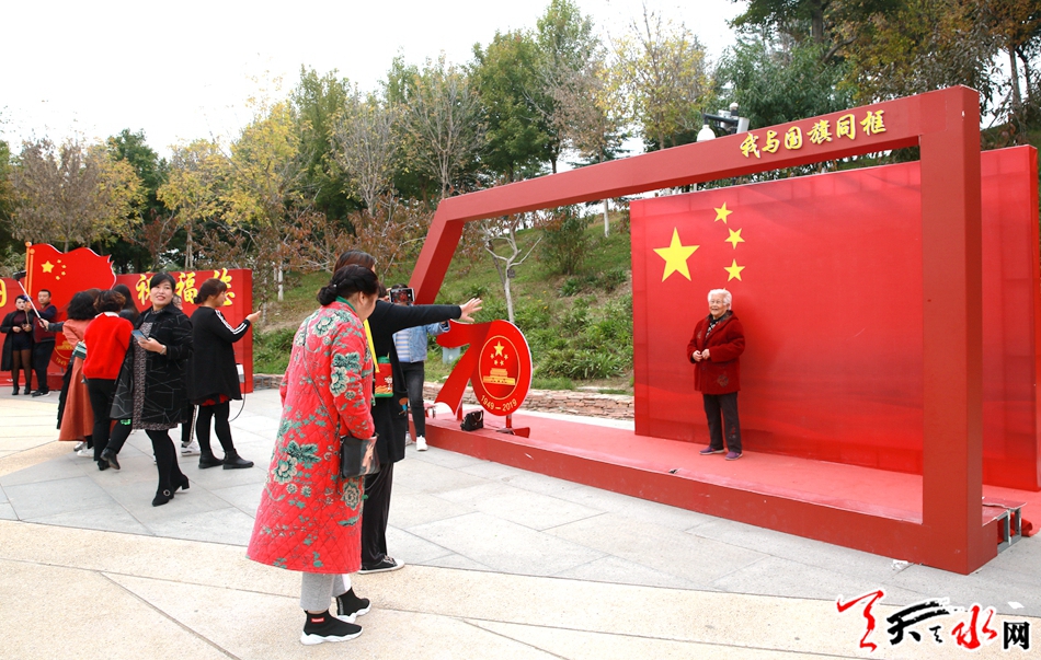 麦积区马跑泉公园迎来赏菊高潮