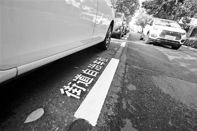 德勝地區2250個路側停車位年內率先實現自治管理