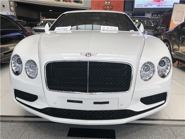 2019款宾利飞驰V8S 造型新增动感元素更时尚