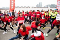 800名跑友参加西安国家民用航天产业基