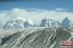新疆塔县与中科院西北院签署环保与旅