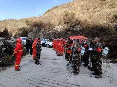 甘肃白龙江博峪河保护局消防队伍练兵