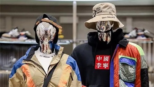 中国李宁澳门威尼斯人购物中心首店开业