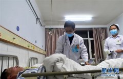 吉林通化一客车坠落江边 死亡人数升至