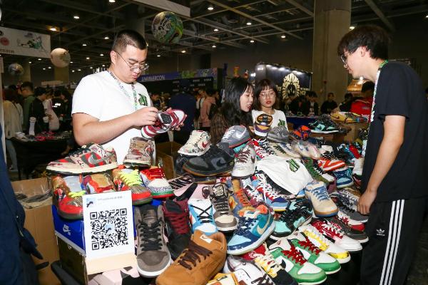 京东时尚携球鞋频道首秀Sneaker Con广州站 海量图