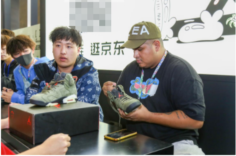 京东时尚携球鞋频道首秀Sneaker Con广州站 海量图