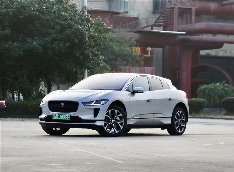PACE：一台能让人开上瘾的纯电动SUV！