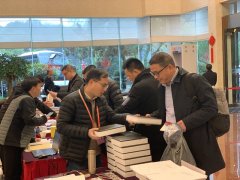 快闪V两会|政协委员今天陆续报到 浙江