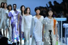 计时又时髦!CALVIN KLEIN 2020 春夏新品呈