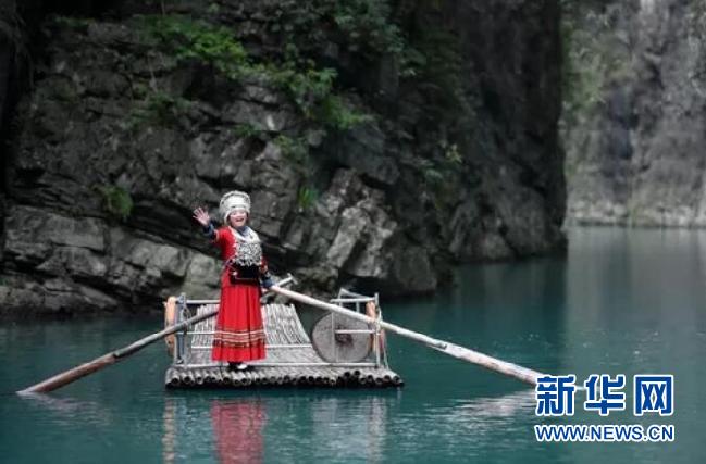 重庆彭水县阿依河景区十年旅游扶贫观察
