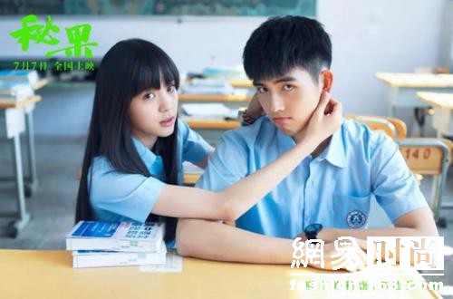 年少成名 欧阳娜娜与周震南的时尚表现力又如何？
