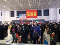【疫情防控 甘肃在行动】甘肃首趟返程