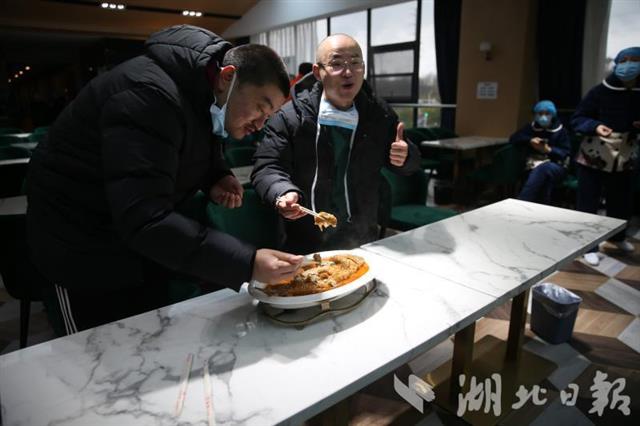 “你们负责救人，我们负责暖胃” 多省市烹饪大