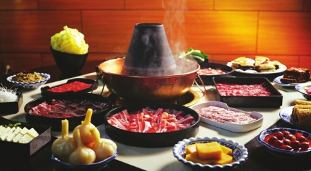 一场“云火锅”的美食盛宴