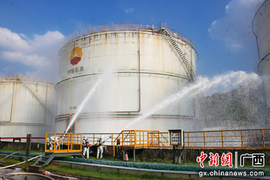 桂林多部门联合开展危险化学品企业消防安全检