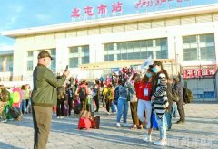 旅游专列助力“新疆人游新疆”