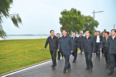 习近平：共同抓好大保护协同推进大治理 让黄河成为造福人民的幸福河