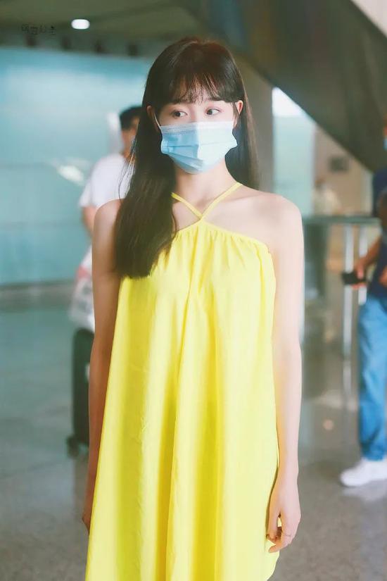 今夏争做水果女孩 小苹果钟楚曦PK小樱桃项偞婧