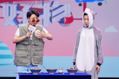 《家乡好物》美女县长推荐美食 表演致