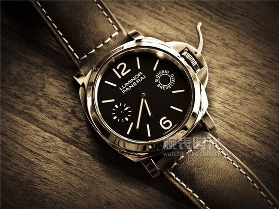 沛纳海LUMINOR系列PAM00590腕表,售价，48,300元人民币