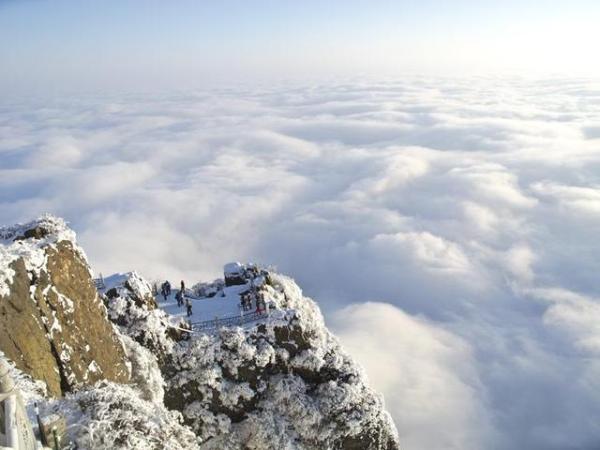 冬季成都到峨眉山游玩，都有什么景点可以看？